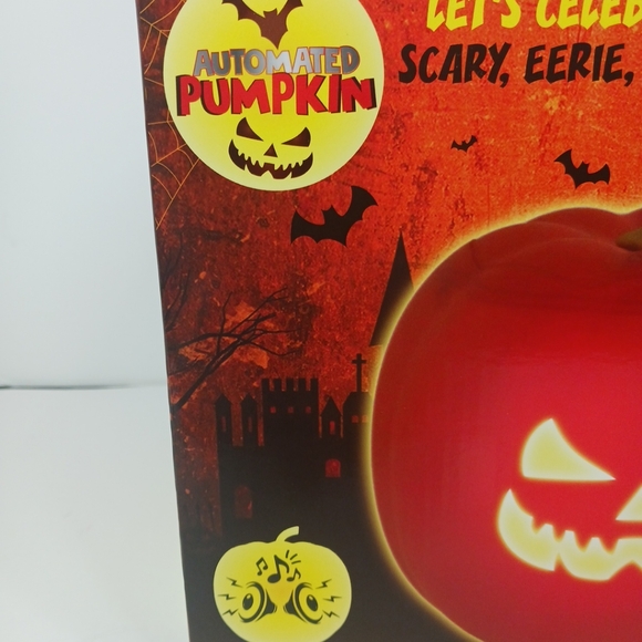 New Animated Pumpkin with 5 Different Spooky Faces Built-in Speakers LEDs NIB. - Picture 2 of 9